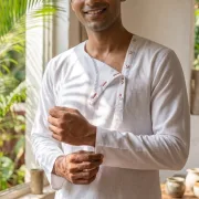 Gender-Neutral Kurtas🧵
